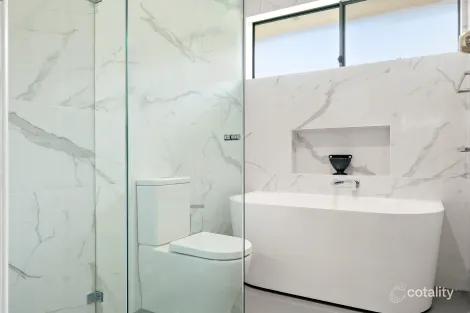 Property photo of 9 Ardua Place Engadine NSW 2233