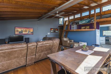 Property photo of 66 Auklet Road Mount Hutton NSW 2290
