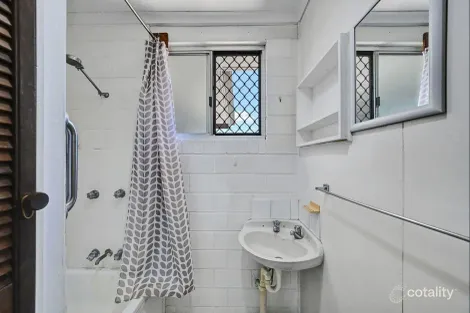 Property photo of 17 Gilli Crescent Cranbrook QLD 4814