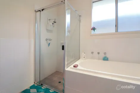 Property photo of 66 Lurline Avenue Gilles Plains SA 5086