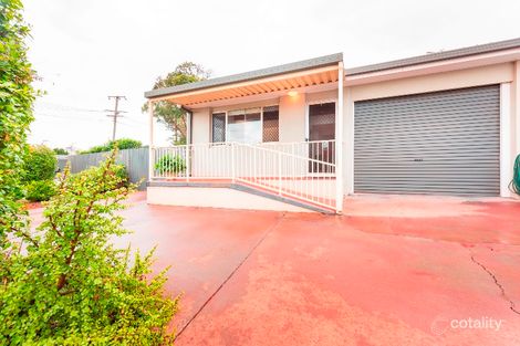 1/2 Blaxland St, Newtown, QLD 4350