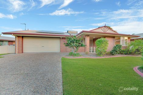 Property photo of 17 Hamilton Drive Clinton QLD 4680