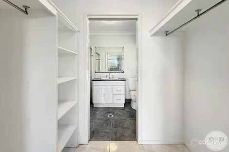 Property photo of 3 Afton Way Mount Louisa QLD 4814