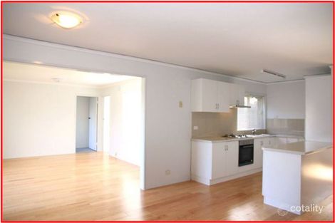 Property photo of 4 Bellarine Court Keysborough VIC 3173