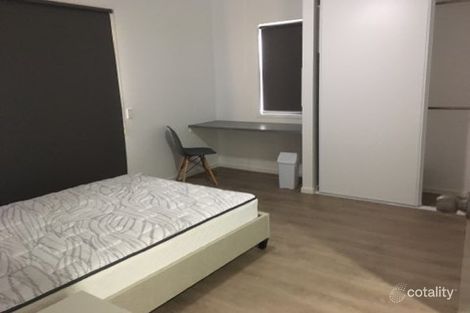 2/12 Kingsley Pde, Yeronga, QLD 4104