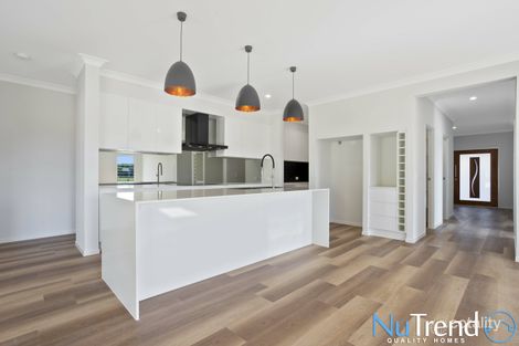 Property photo of 17 Superior Parade Bridgeman Downs QLD 4035