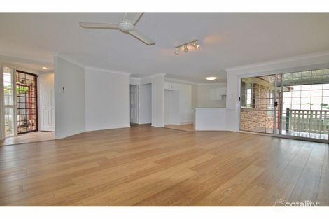 Property photo of 6 Acacia Close Holland Park West QLD 4121