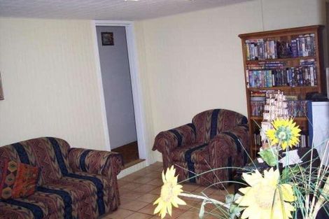 Property photo of 33 Menzies Circuit St Clair NSW 2759