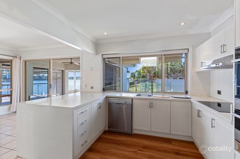 Property photo of 32 Vanderbilt Court Varsity Lakes QLD 4227