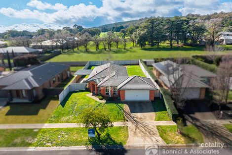 5 Hayes Dr, Beechworth, VIC 3747