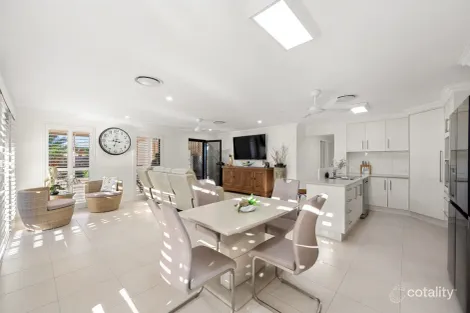 Property photo of 2 Peggy Coral Cove QLD 4670