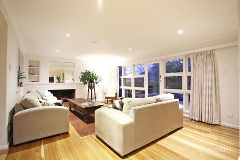 Property photo of 82 Dominion Circuit Deakin ACT 2600