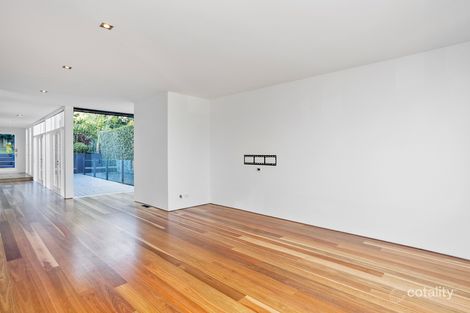 Property photo of 14 Warriewood Road Warriewood NSW 2102