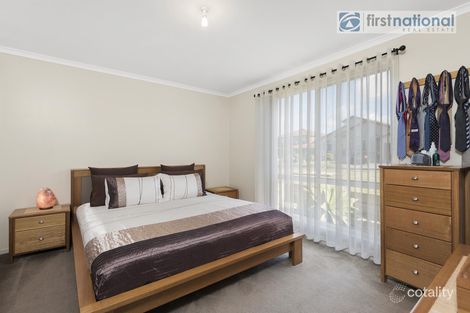 Property photo of 30 Kanooka Grove Meadow Heights VIC 3048