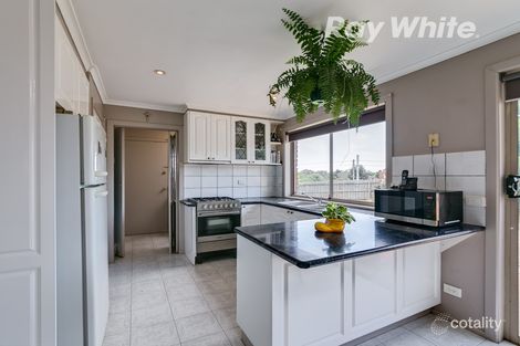 Property photo of 9 Westleigh Court Mill Park VIC 3082