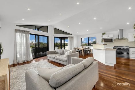 Property photo of 10 Delaney Court Tannum Sands QLD 4680