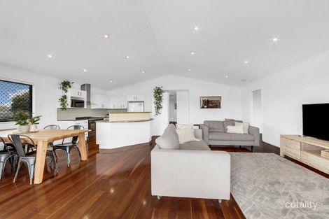 Property photo of 10 Delaney Court Tannum Sands QLD 4680