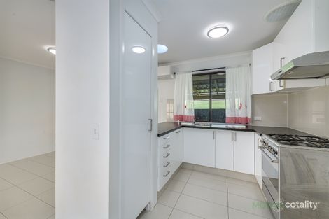 Property photo of 4 Chablis Court Molendinar QLD 4214