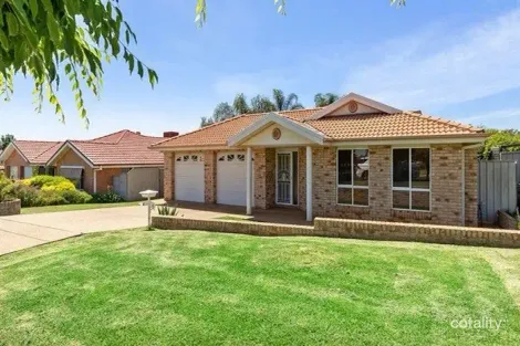 9 Illeura Rd, Bourkelands, NSW 2650