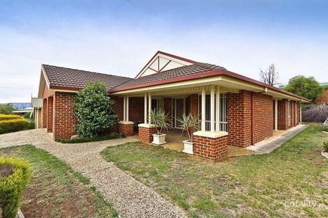 39 Falcon Cct, West Wodonga, VIC 3690