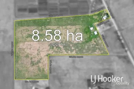 730 Murray Rd, Iona, VIC 3815