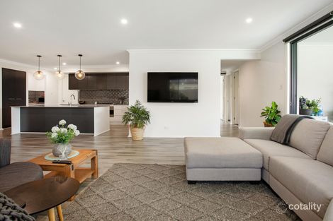 Property photo of 77 Sudbury Drive Pimpama QLD 4209