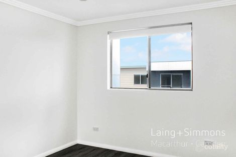 Property photo of 8/33 Parer Avenue Middleton Grange NSW 2171