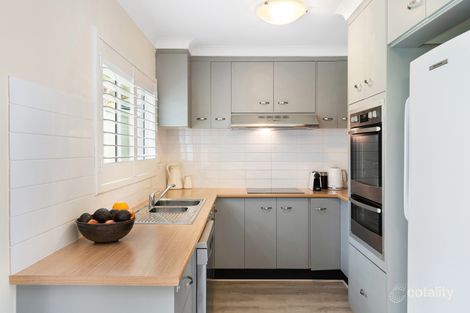 Property photo of 20 Berne Street Bateau Bay NSW 2261