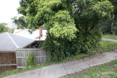 24 The Mount, Croydon South, VIC 3136