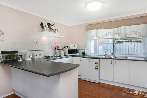 Property photo of 25 Oaklands Way Pakenham VIC 3810