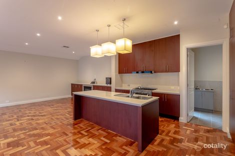 Property photo of 2A Hillcrest Avenue Kew VIC 3101