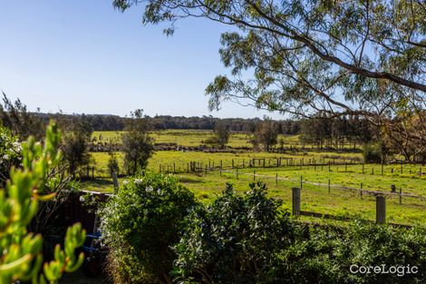 Property photo of 21 Newing Circuit Kiama Downs NSW 2533