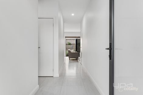 Property photo of 2/13 Wills Street Westmeadows VIC 3049