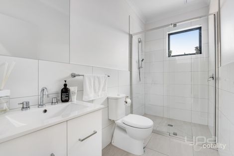 Property photo of 2/13 Wills Street Westmeadows VIC 3049