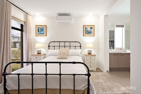Property photo of 1 Alan George Terrace Somerville VIC 3912