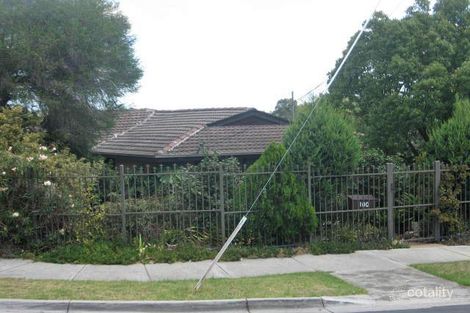 100 Golden Way, Bulleen, VIC 3105