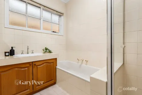 Property photo of 1/12 Omar Street Caulfield South VIC 3162