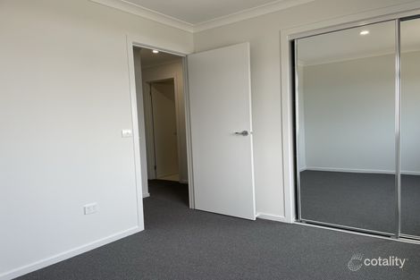 37 Oldbridge Bvd, Weir Views, VIC 3338