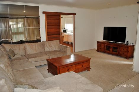 Property photo of 3 Daisy Place Macquarie Fields NSW 2564