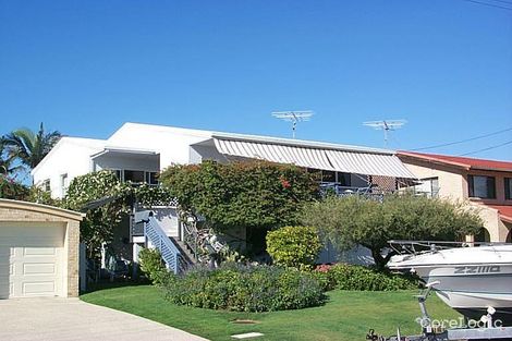 Property photo of 11 Harbour Parade Buddina QLD 4575