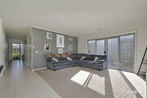 Property photo of 11 William Terrace Traralgon VIC 3844