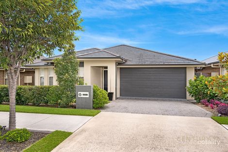 9 Leeds St, Oran Park, NSW 2570
