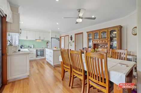 Property photo of 30 Calway Street Drouin VIC 3818