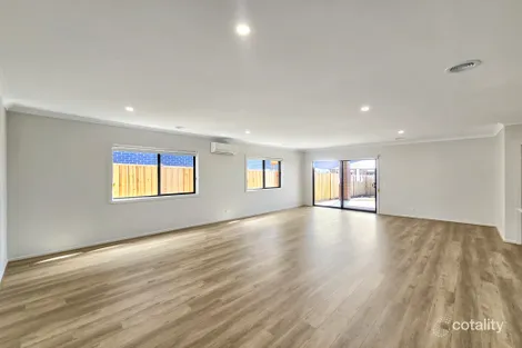 Property photo of 19 Forbes Street Armstrong Creek VIC 3217