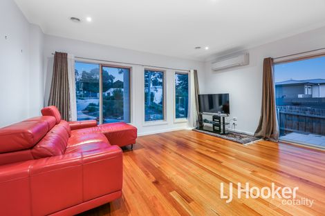 Property photo of 6 Boyd Way Narre Warren VIC 3805