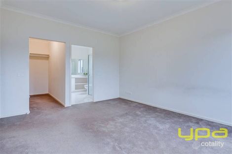 Property photo of 41 Hampton Street Craigieburn VIC 3064