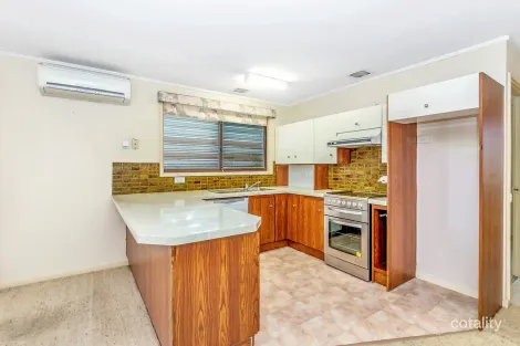Property photo of 1 Sachse Place Wanniassa ACT 2903