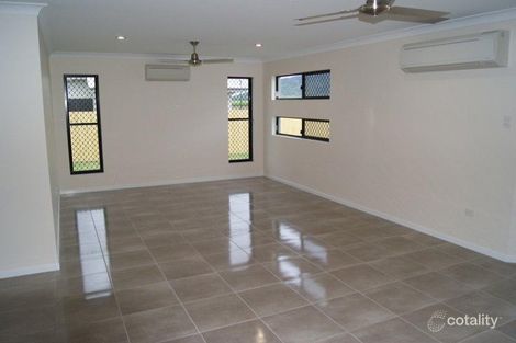 Property photo of 32 Bachelor Court Marian QLD 4753