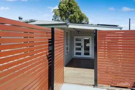 3 Taylor St, Kangaroo Flat, VIC 3555