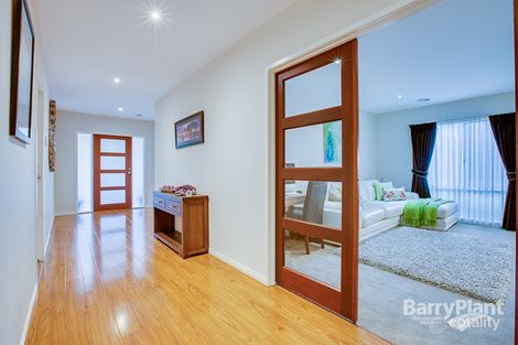 Property photo of 37 Litchfield Way Taylors Hill VIC 3037